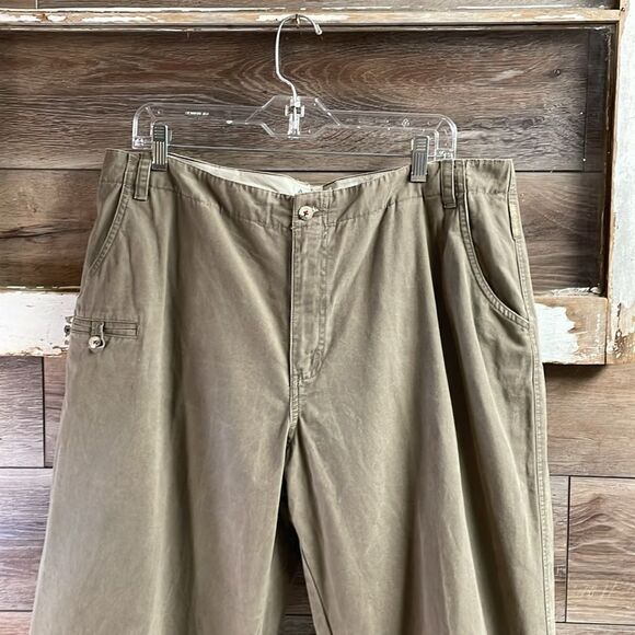 Columbia Women’s Plus Size Capri Pants , Size 16W , Tan - Picture 2 of 9